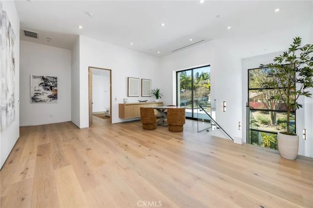 4930 Palomar Drive, Tarzana, CA 91356