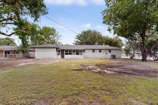 4401 Steven Street, North Richland Hills, TX 76180
