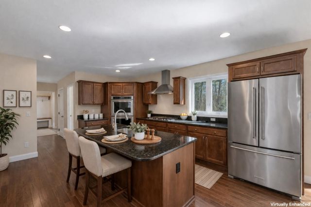 142 Worcester Road, Hollis, NH 03049