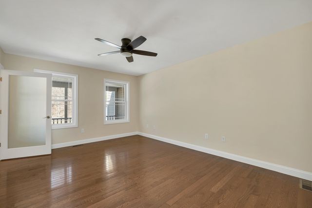 142 Worcester Road, Hollis, NH 03049