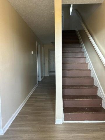 711 McDowell AVE, Roanoke, VA 24016