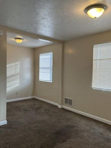 711 McDowell AVE, Roanoke, VA 24016