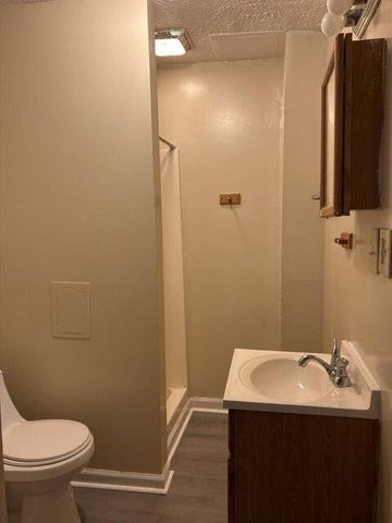 711 McDowell AVE, Roanoke, VA 24016