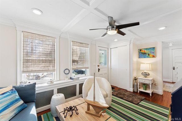 424 Main Street, Quiogue, NY 11978