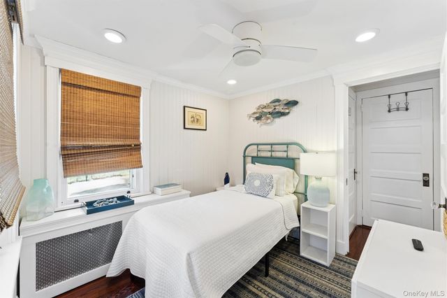 424 Main Street, Quiogue, NY 11978