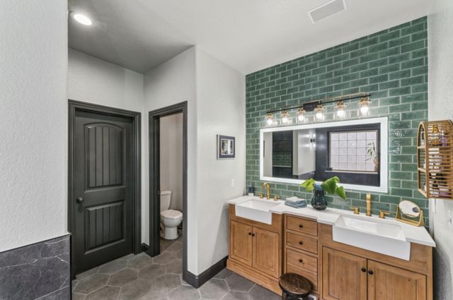 653 Greer Avenue, Nixa, MO 65714