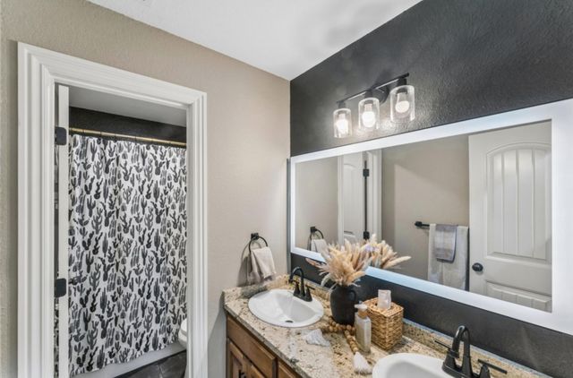 653 Greer Avenue, Nixa, MO 65714