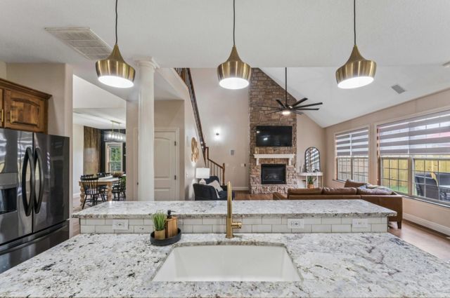 653 Greer Avenue, Nixa, MO 65714