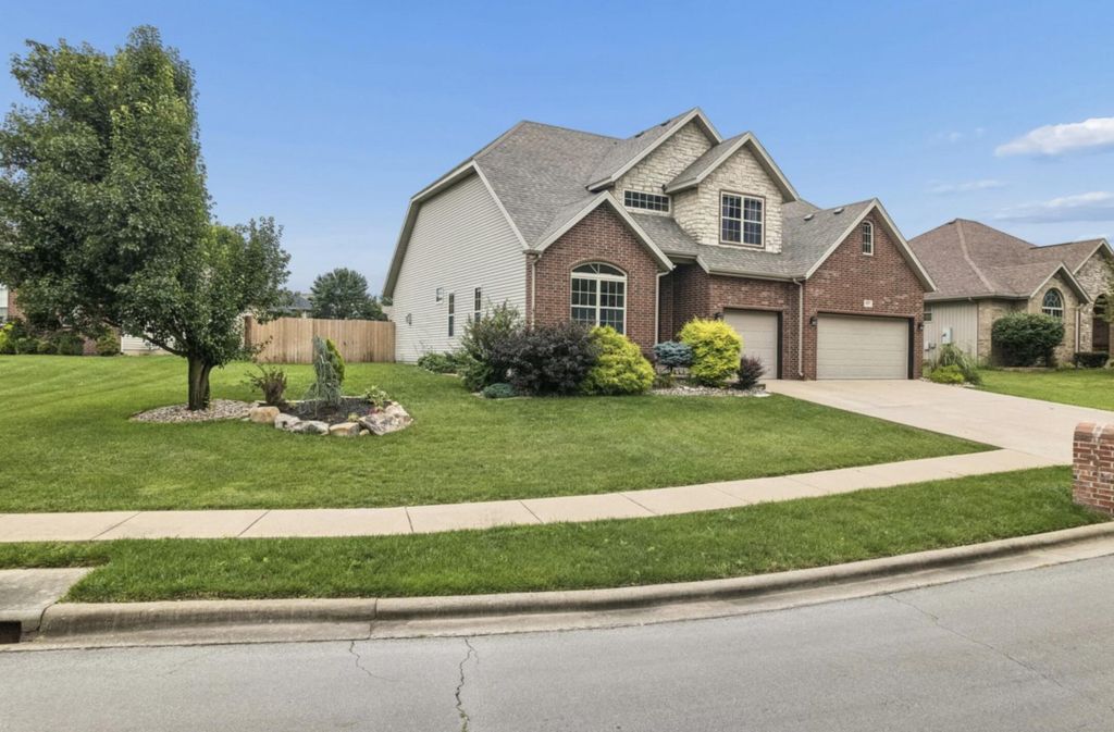 653 Greer Avenue, Nixa, MO 65714