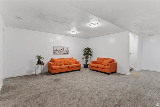 1998 W 900 N, Layton, UT 84041