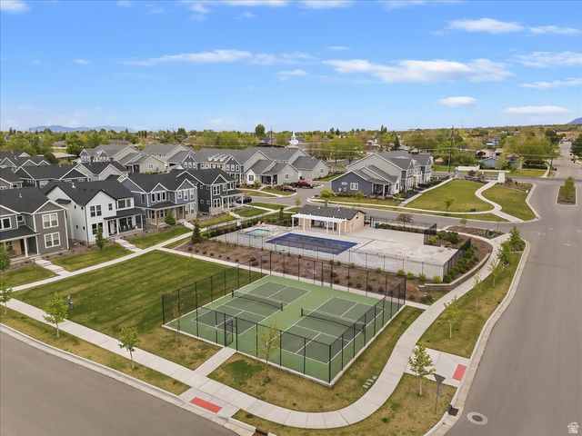 1998 W 900 N, Layton, UT 84041