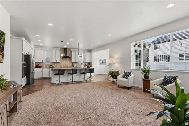 1998 W 900 N, Layton, UT 84041