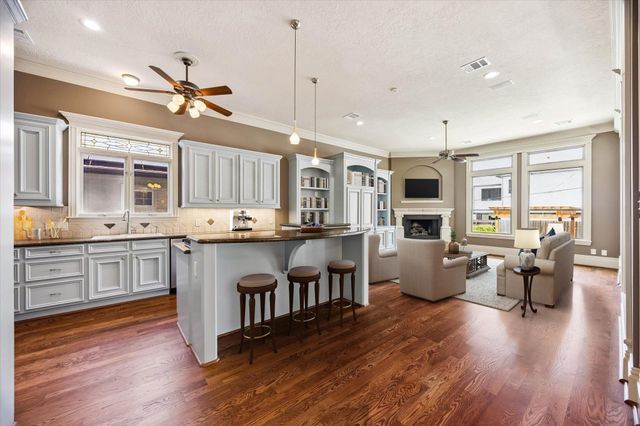 701 E 7th Street, Houston, TX 77007