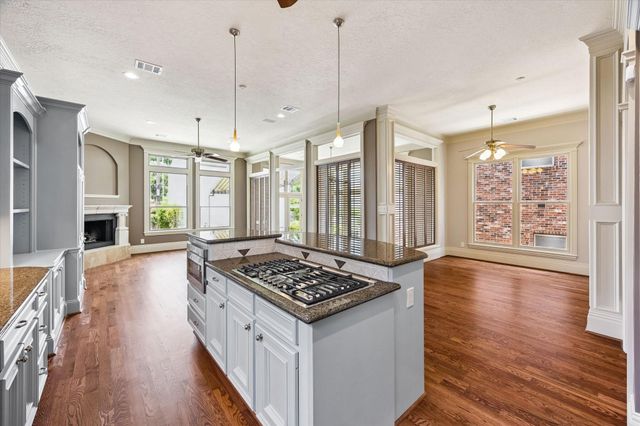 701 E 7th Street, Houston, TX 77007