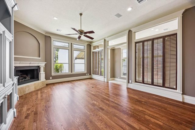 701 E 7th Street, Houston, TX 77007