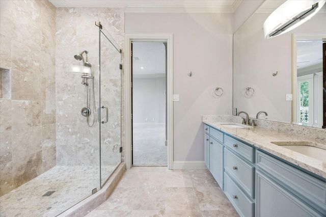 701 E 7th Street, Houston, TX 77007