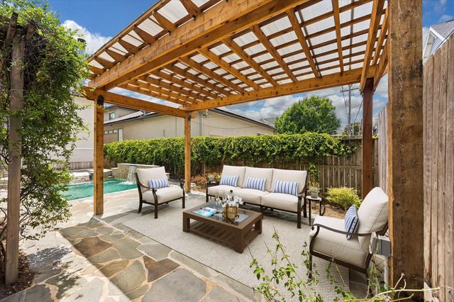 701 E 7th Street, Houston, TX 77007