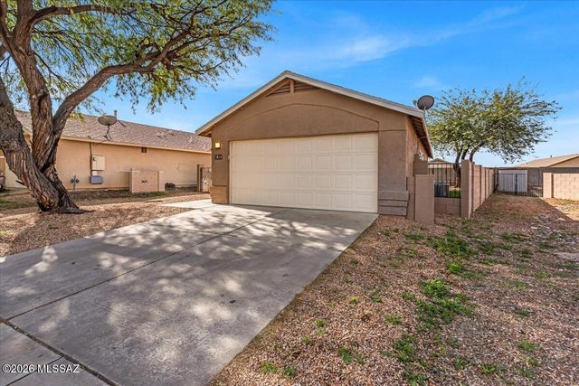7828 S Lauder Street, Tucson, AZ 85747