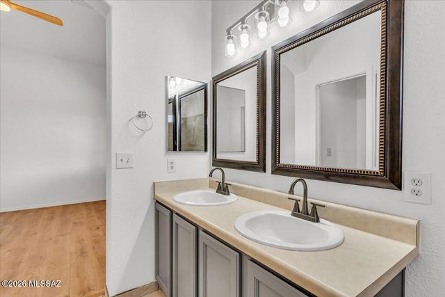7828 S Lauder Street, Tucson, AZ 85747