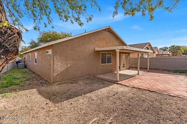 7828 S Lauder Street, Tucson, AZ 85747