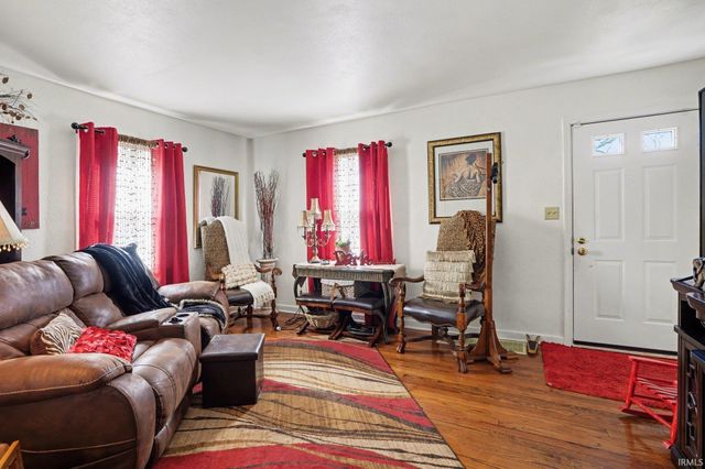 2246 Beverly Place, South Bend, IN 46616