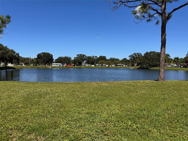 4310 YARDLEY AVENUE N, St Petersburg, FL 33713