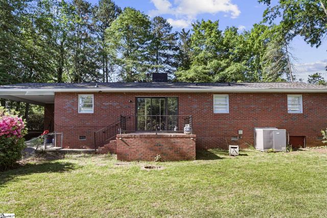 118 Kensington Drive, Spartanburg, SC 29306