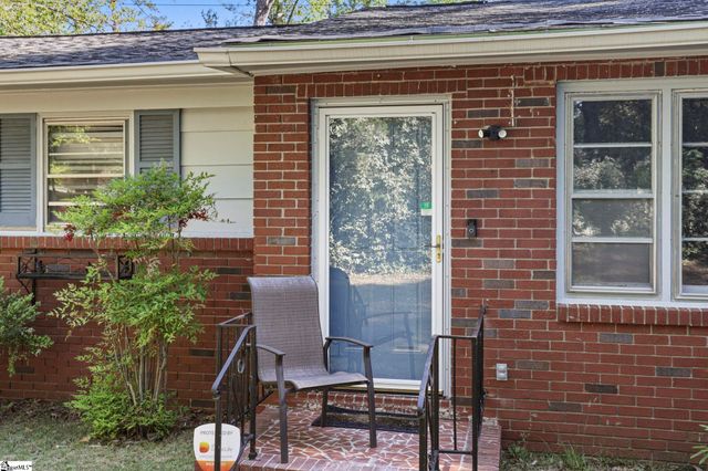 118 Kensington Drive, Spartanburg, SC 29306