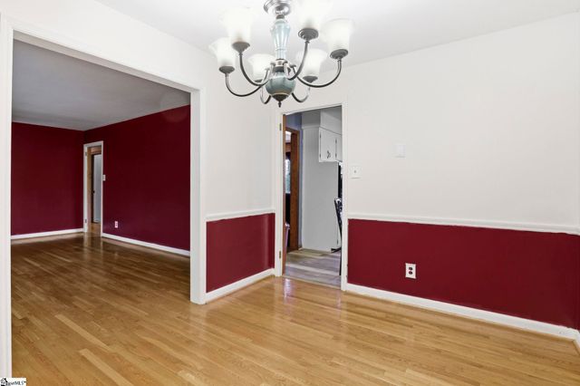 118 Kensington Drive, Spartanburg, SC 29306