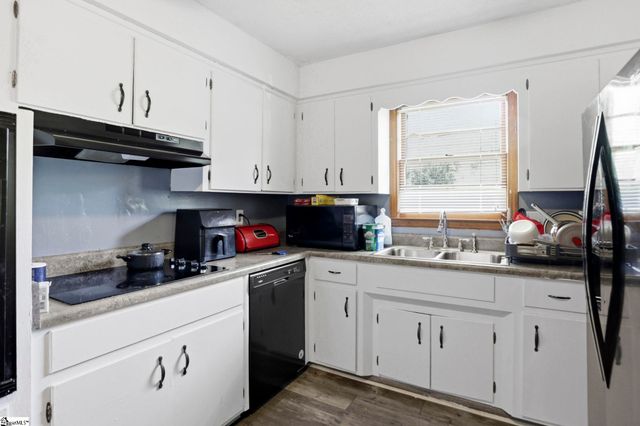 118 Kensington Drive, Spartanburg, SC 29306