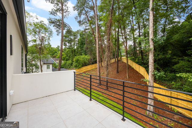 2822 Shady Valley Drive NE, Atlanta, GA 30324