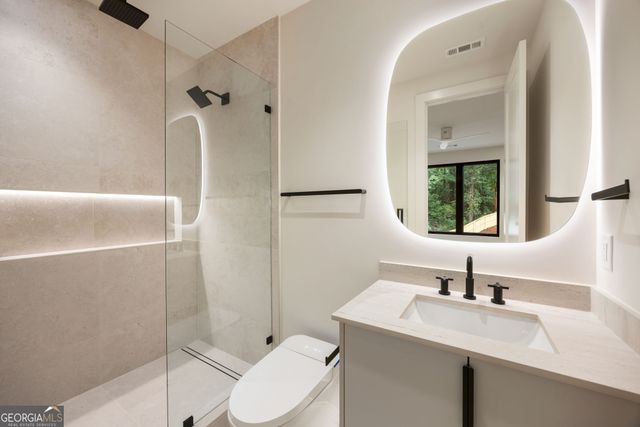 2822 Shady Valley Drive NE, Atlanta, GA 30324