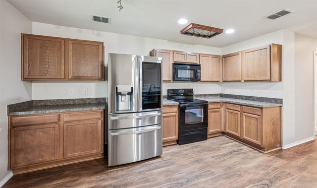 6704 Wellston Lane, Denton, TX 76210