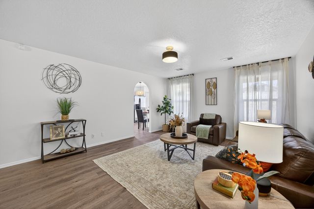 4705 Trenton Hills Drive NE, Rio Rancho, NM 87144