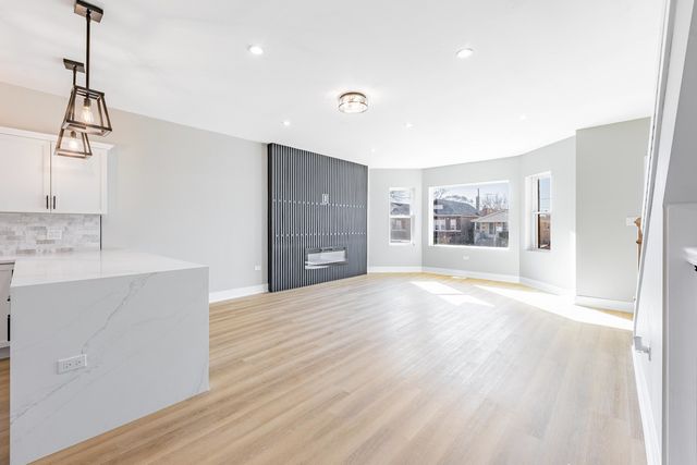 7505 S Wolcott Avenue, Chicago, IL 60620