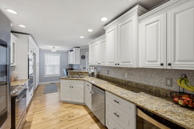 150 Coachman Place, Georgetown, KY 40324
