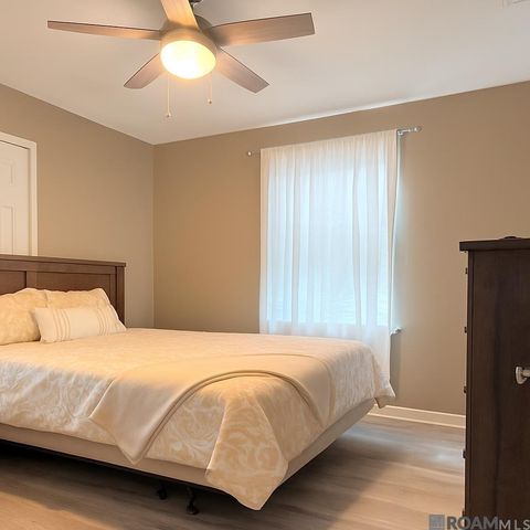 3162 Elm Dr, Baton Rouge, LA 70805