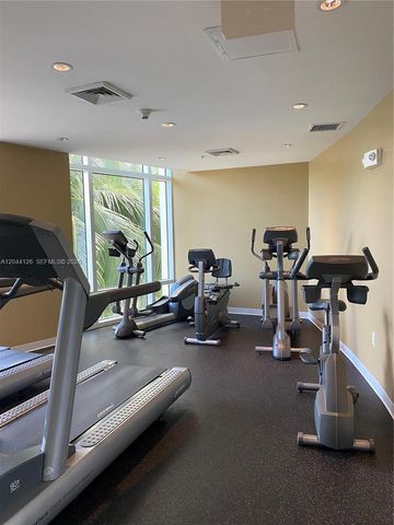 1745 E Hallandale Beach Blvd 401W, Hallandale Beach, FL 33009