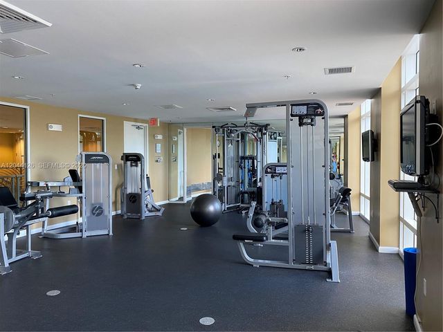 1745 E Hallandale Beach Blvd 401W, Hallandale Beach, FL 33009