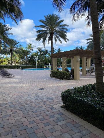 1745 E Hallandale Beach Blvd 401W, Hallandale Beach, FL 33009