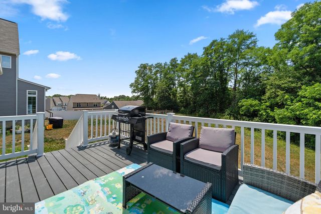 1722 BRADLEY DR, Harrisburg, PA 17110