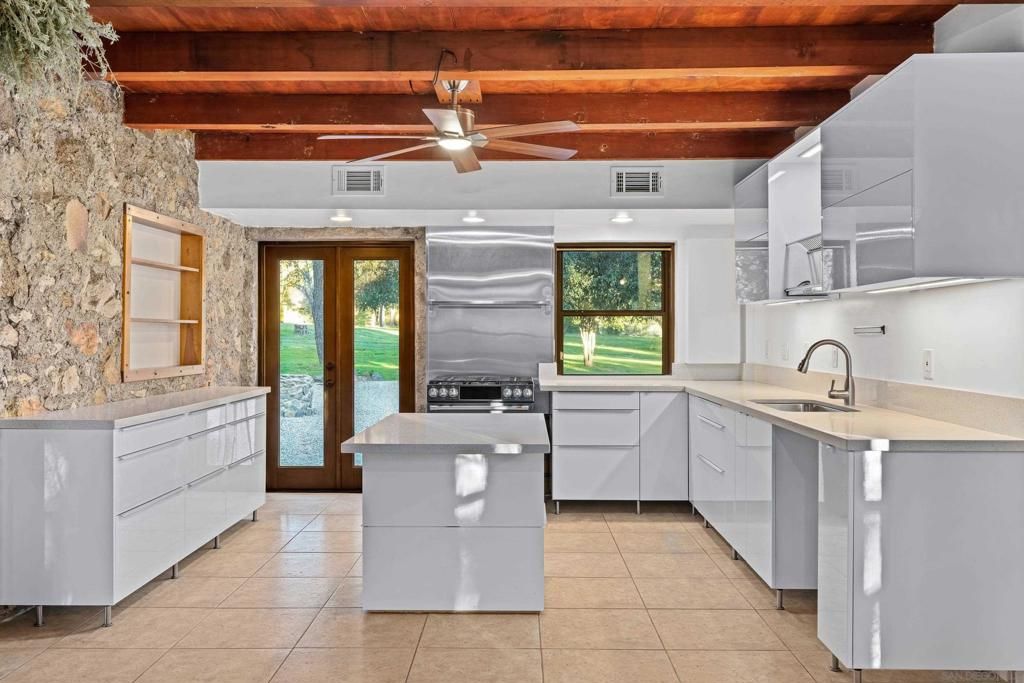 Image 11 of property listing at 27546 Old Highway 80, Descanso, CA 91916