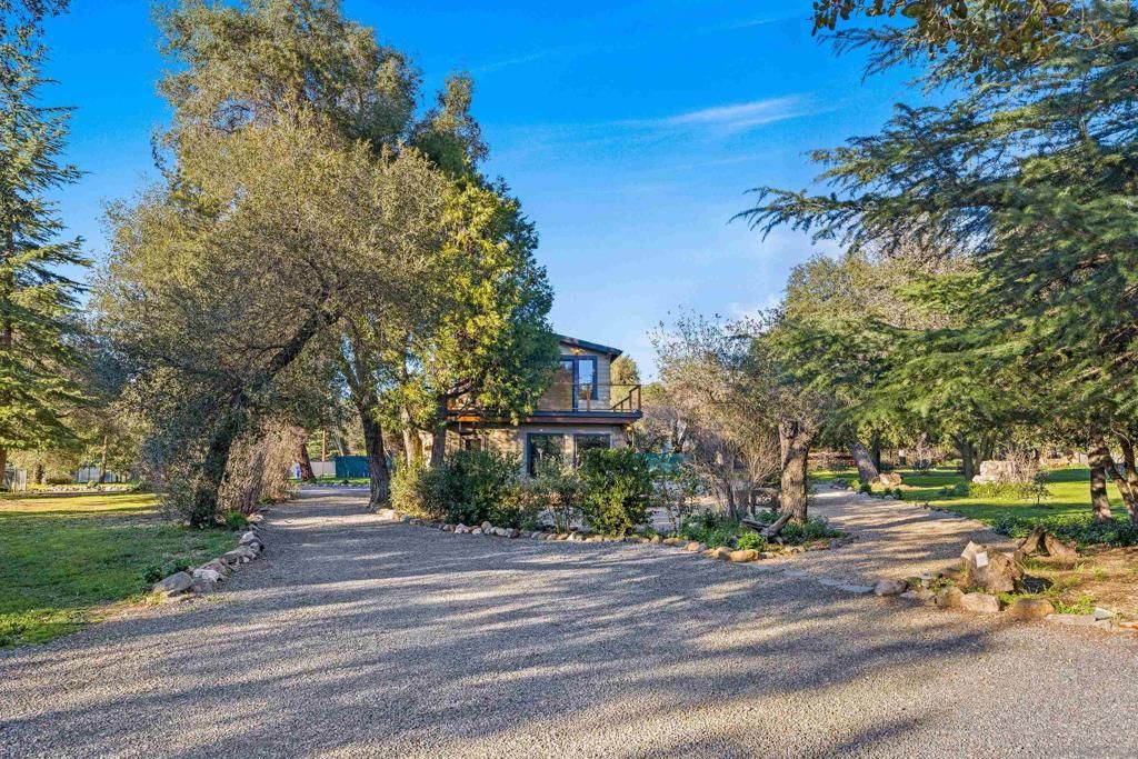 Image 39 of property listing at 27546 Old Highway 80, Descanso, CA 91916