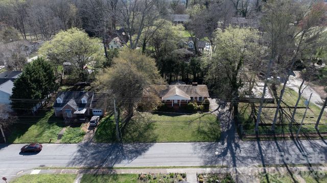 308 E Concord Street, Morganton, NC 28655