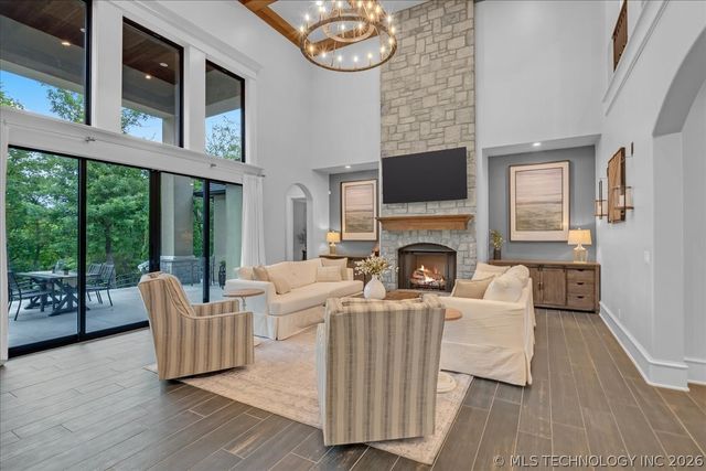 17845 E Falcon Pass, Owasso, OK 74055
