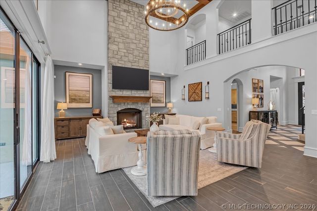 17845 E Falcon Pass, Owasso, OK 74055