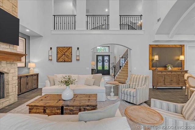 17845 E Falcon Pass, Owasso, OK 74055