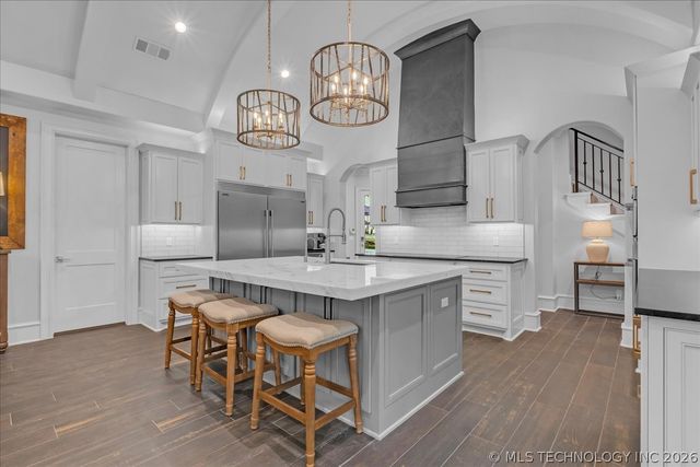 17845 E Falcon Pass, Owasso, OK 74055