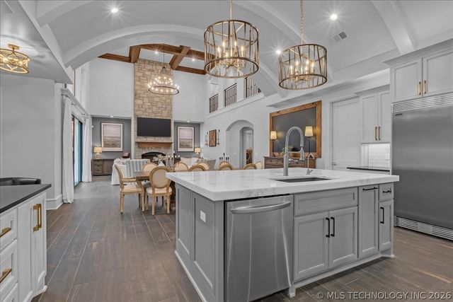 17845 E Falcon Pass, Owasso, OK 74055