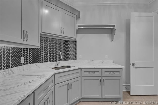 17845 E Falcon Pass, Owasso, OK 74055